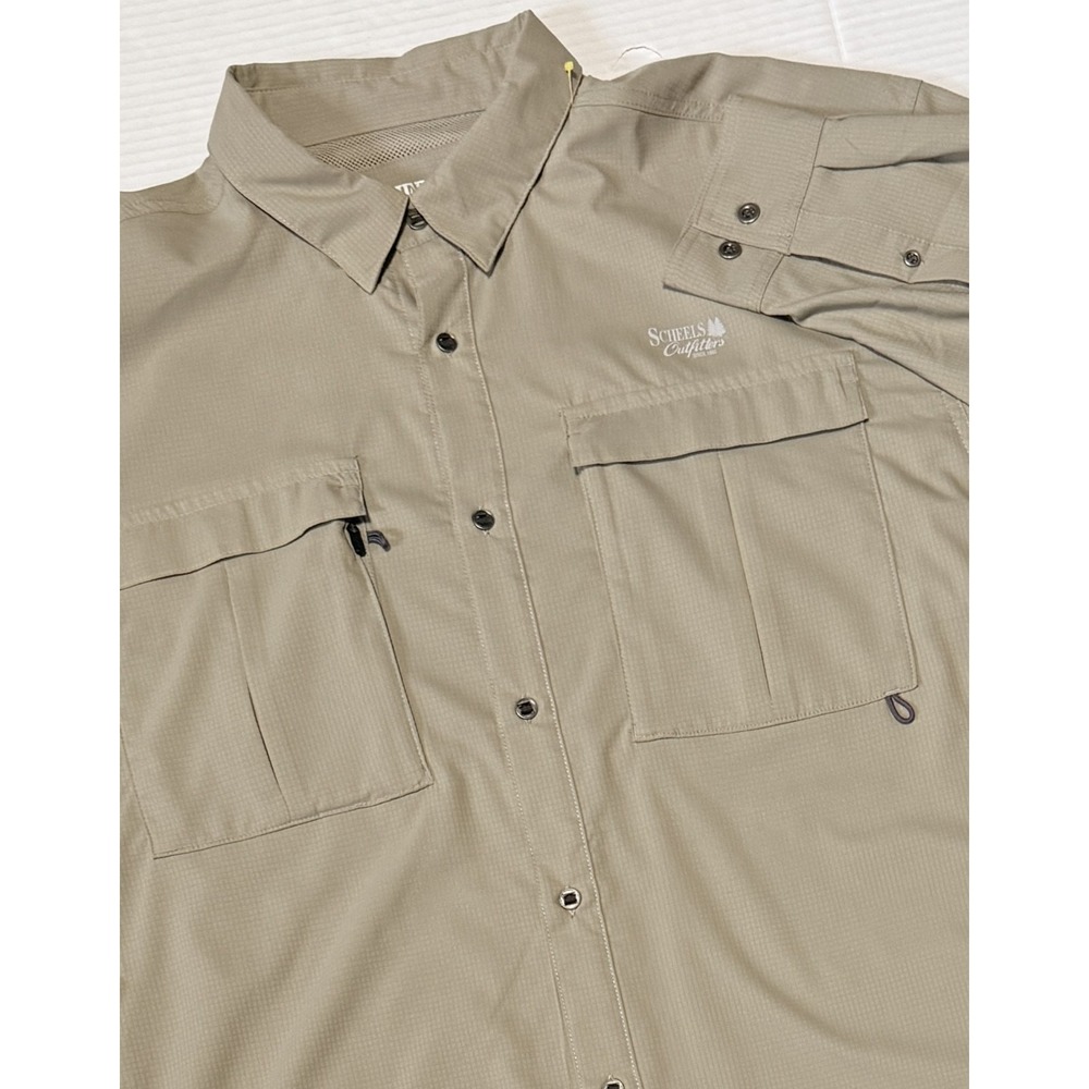SCHEELS OUTFITTERS - Men's Beige Long Sleeve Button Vented Fishing Shirt - Large